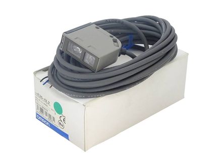 OMRON E3S-CL25M