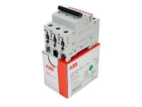 ABB 2CDS253001R0324
