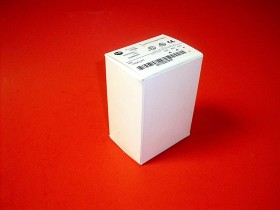 Imagen de artículo para ALLEN BRADLEY 1764-DAT en condición FS