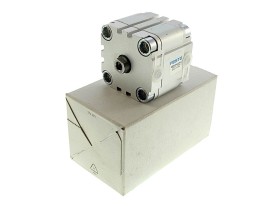Artikelbild für FESTO ADVU-50-15-P-A in Zustand NEW