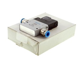 Immagine dell'articolo per FESTO CPE18-M1H-3GL-QS-10 nella condizione NEW
