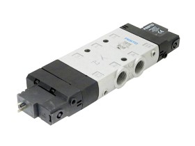 Immagine dell'articolo per FESTO CPE24-M3H-5/3GS-3/8 nella condizione USED