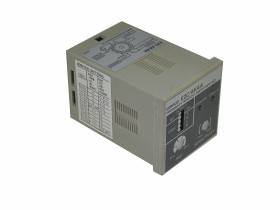 OMRON_E2CAK4A