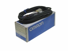 OMRON_E3F2DS10B4