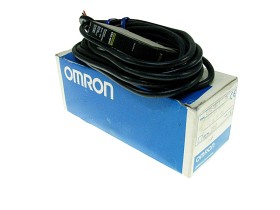 OMRON_E3XNH11