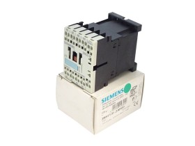 Immagine dell'articolo per SIEMENS 3RH1 131-2AB00 nella condizione NEW