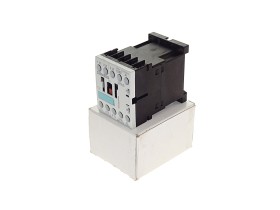 Immagine dell'articolo per SIEMENS 3RT1 015-1AP01 nella condizione NEW