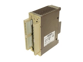 Immagine dell'articolo per SIEMENS 6ES5 482-8MA12 nella condizione USED