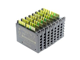 Imagen de artículo para SIEMENS 6ES7 122-1BB00-0AA0 en condición USED