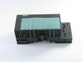 Imagen de artículo para SIEMENS 6ES7 131-1BL00-0XB0 en condición USED