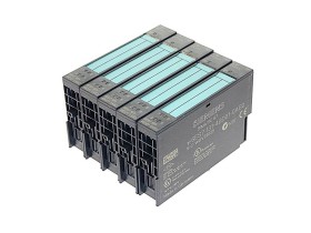 Imagen de artículo para SIEMENS 6ES7 131-4BD01-0AB0 en condición USED