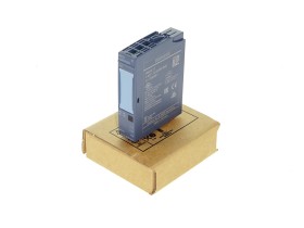 Item image for SIEMENS 6ES7 132-6GD50-0BA0 in condition NEW