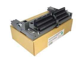 Item image for SIEMENS 6ES7 193-0CC10-0XA0 in condition NEW