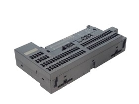 Image de l'article pour SIEMENS 6ES7 193-1CL00-0XA0 en état USED