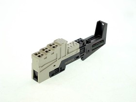 Imagen de artículo para SIEMENS 6ES7 193-4CC20-0AA0 en condición USED