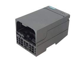 Immagine dell'articolo per SIEMENS 6GK5 204-0BA00-2AF2 nella condizione USED