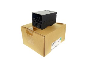 Immagine dell'articolo per SIEMENS 6GK5 208-0BA00-2AF2 nella condizione NEW